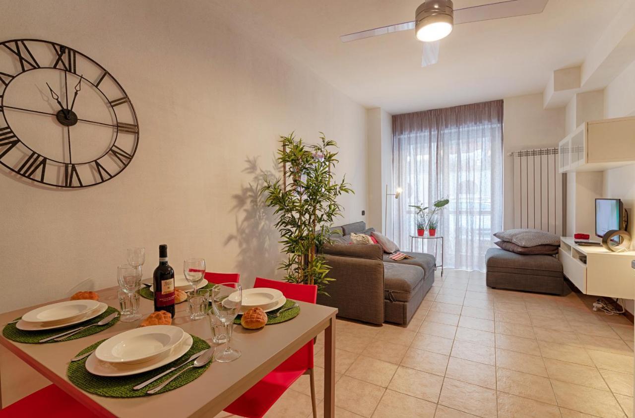 Modern Lakefront 2-Bedroom Apartment Acquaseria Εξωτερικό φωτογραφία