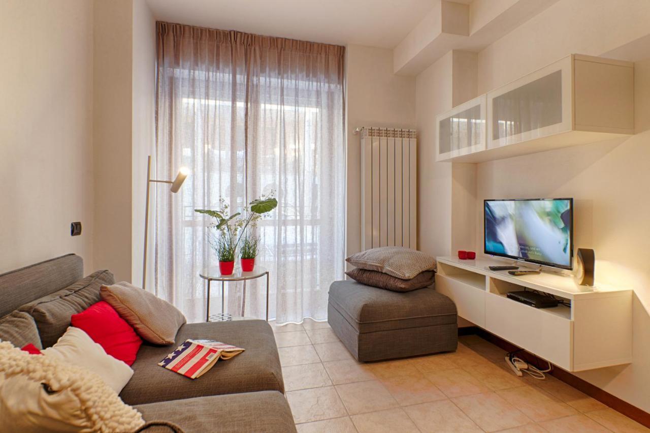 Modern Lakefront 2-Bedroom Apartment Acquaseria Εξωτερικό φωτογραφία